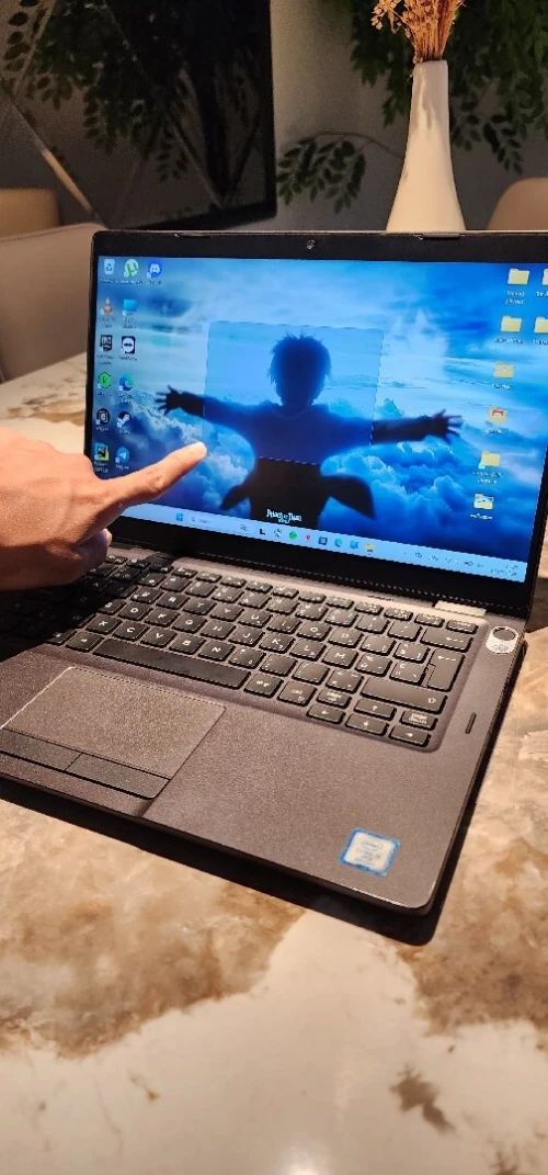 DELL LATITUDE 5300 2-IN-1 I7 8665U 16GB 256GB SSD 13,3 FHD TACTILE X360