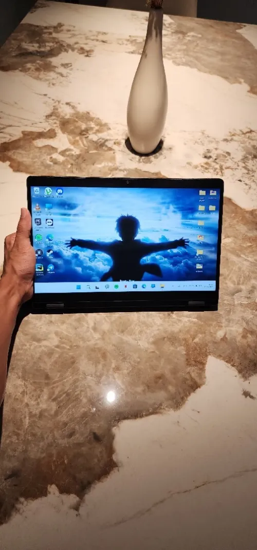 Dell Latitude 5300 2-in-1 x360 i5 8eme 16GB RAM 512GB SSD 13.3" FULL HD IPS TACTILE CONVERTIBLE