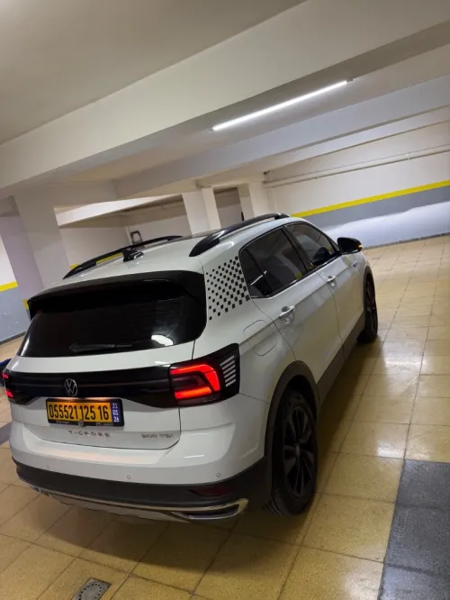 Volkswagen T-Cross 2025 Beats