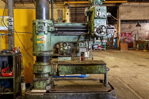 Réparation de machine industrielle