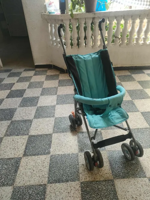 POUSSETTE A VENDRE POUR BEBE