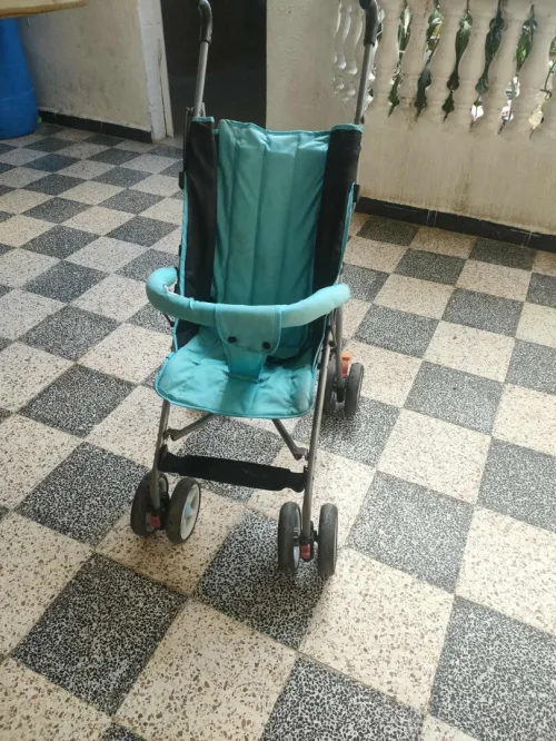 POUSSETTE A VENDRE POUR BEBE