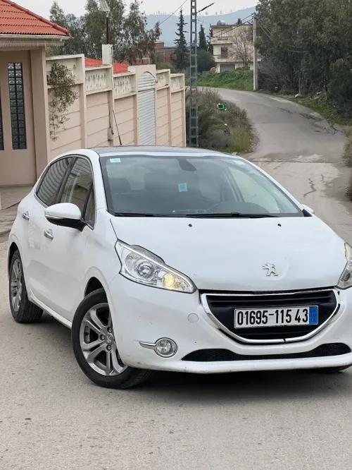 Peugeot 208 2015 Allure