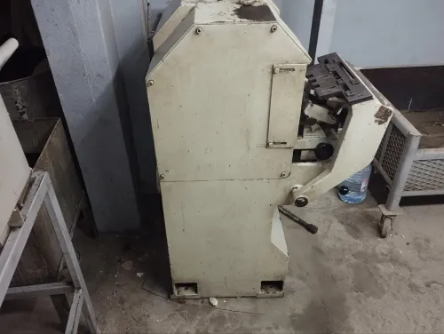 بيع مصنع كامل لصناعة البراغي و المسامير ن usine de rivets et clous 
