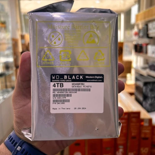 WD BLACK 4TB - GAMING DISQUE DUR HDD 3.5" - 7200 RPM - SATA III 6 GB/S - 256MB CACHE - WD8005FFBX