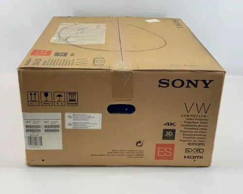 SONY VPL-VW570ES - VIDÉOPROJECTEUR 4K SXRD NATIVE - HDR - 1800 LUMENS - HOME CINEMA - CONTRASTE 350 000:1 - HDMI 18 GBPS
