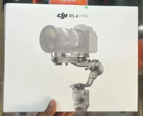 DJI RS4 MINI STABILISATEUR - ECRAN TACTILE 1.4" - 2KG MAX - BLUETOOTH 5.1 - USB-C - TRÉPIED - GRIS