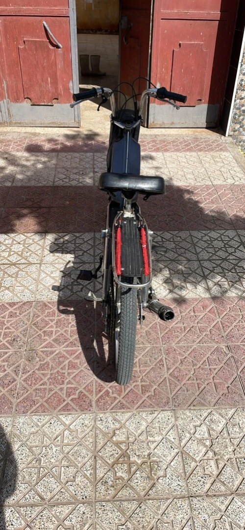 Peugoet 103 