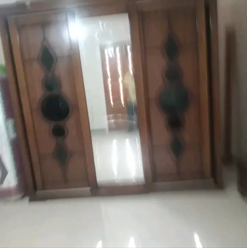 Chambre bois rouge 