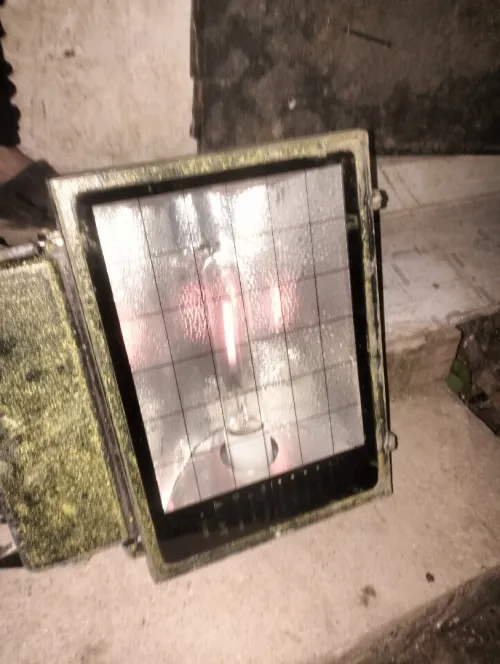 projecteur DELTA NEW generation 400W