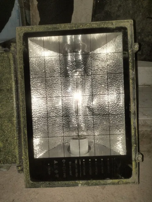 projecteur DELTA NEW generation 400W