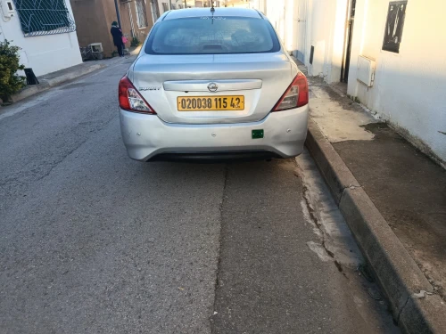 Nissan Sunny 2015 Acenta pack