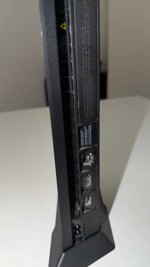 Ps4 slim