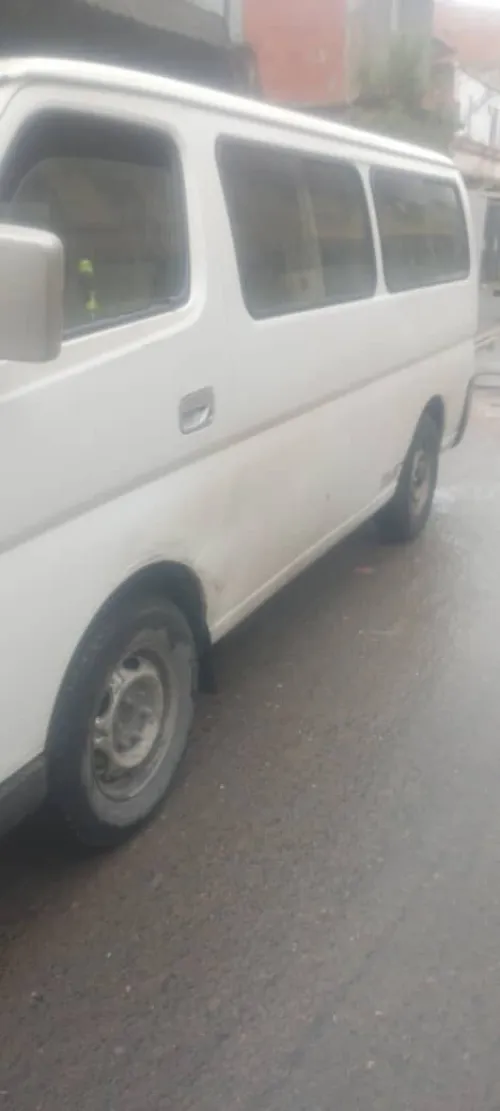 Nissan urvan 