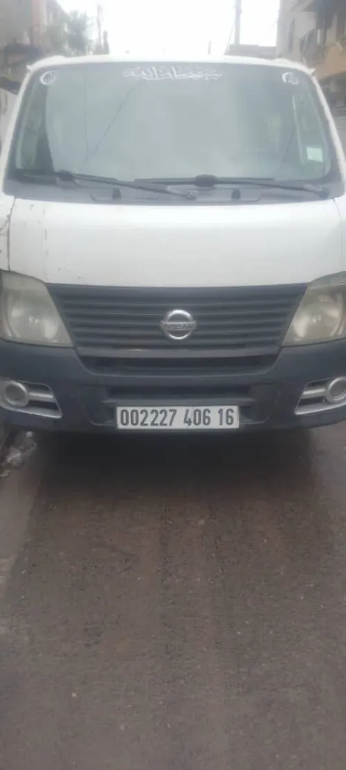 Nissan urvan 