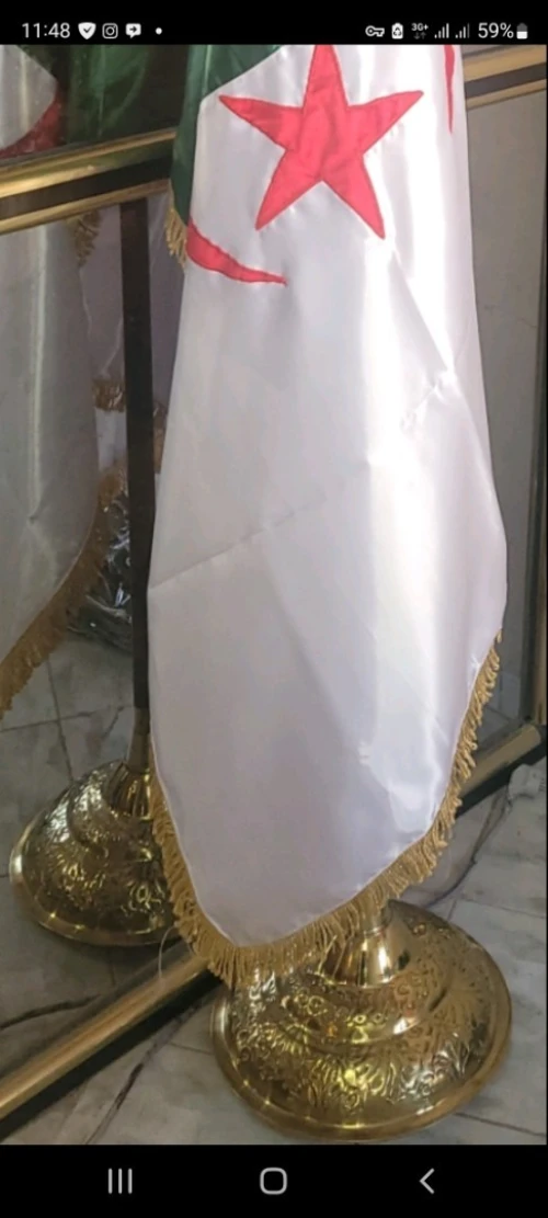 Confection et vente de drapeau