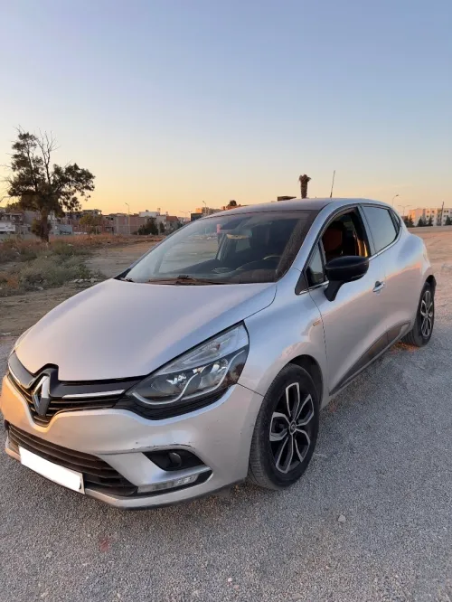 Renault Clio 4 2019 Limited 2