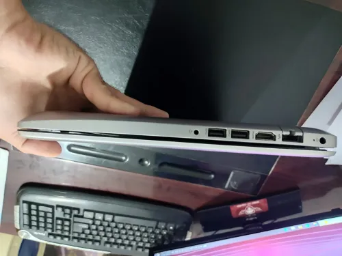 Laptop HP 250 G7 8/256GB