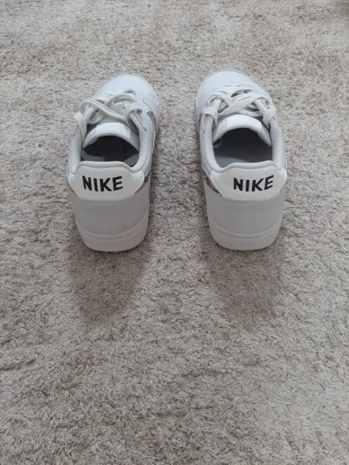Nike Field General