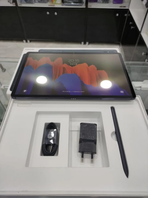 Samsung Galaxy Tab S7 plus 5G cellulaire amoled coffret 🇬🇧