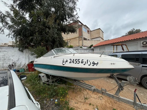 Bateau four winns