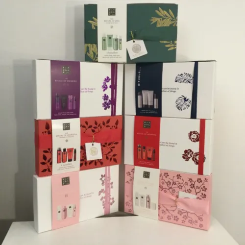 Rituals Coffret Cadeau (Taille S) Bain & Corps AYURVEDA ,SAKURA ,Yozakura et aussi coffret homme