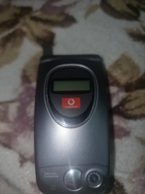 VODAFONE RETRO 2003 GX10i