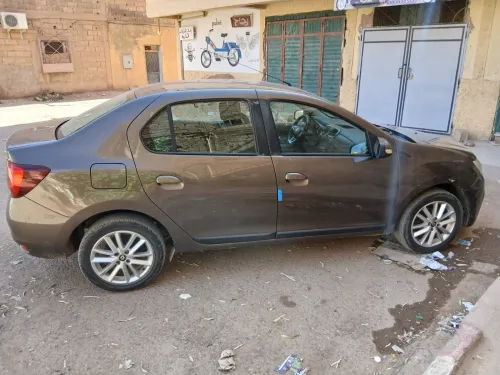 Renault Symbol 2017 Collection