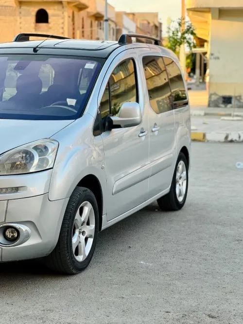 Peugeot Partner 2014 Tepee Allure 