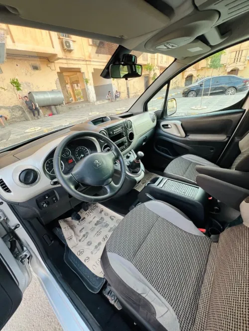 Peugeot Partner 2014 Tepee Allure 