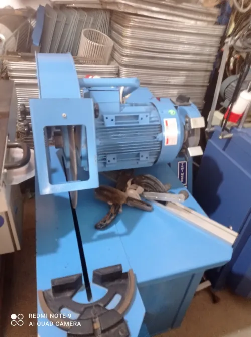  09     machine de menuiserie pvc