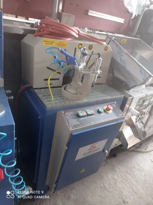  09     machine de menuiserie pvc