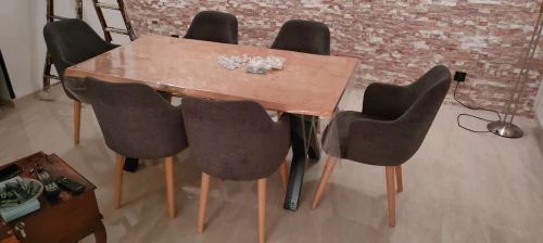 Table à manger moderne avec 6 chaises