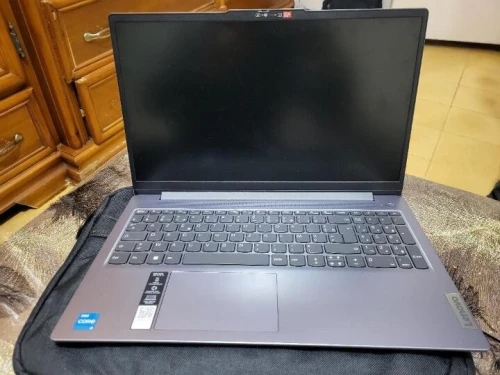 IdeaPad slim 3  15IRU8