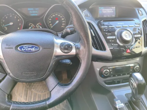 Ford Focus 5 portes 2015 Titanium