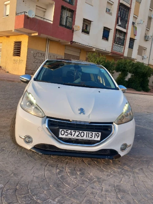 Peugeot 208 2013 Allure