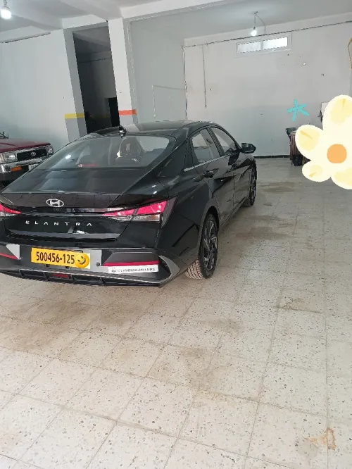 Hyundai Elantra 2025 Elantra