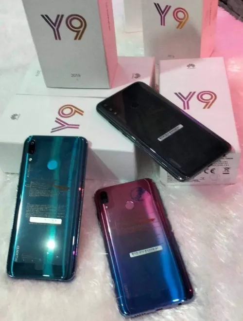 Huawei Smartphone Huawei Y9 2019