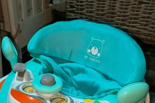 Trotteur bébé Olmitos Comme neuf, propre et fonctionnel مشّاية أطفال كالجديدة - فرصة رائعة