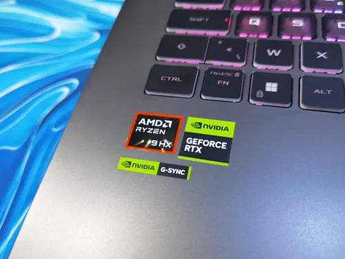 ASUS ROG STRIX 16 G614FR RYZEN 9 9955HX RTX 5070 TI