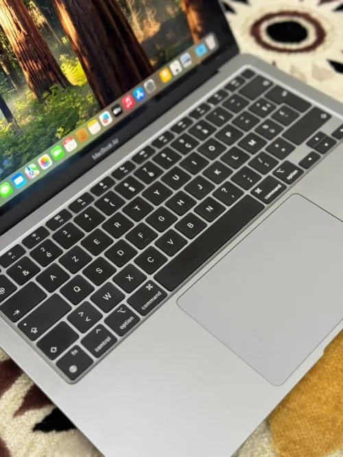 MacBook air m1 2020
