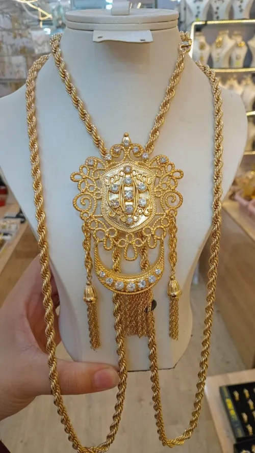 سوق أهراس 