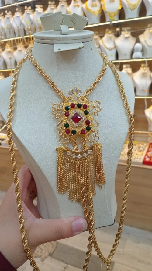 سوق أهراس 