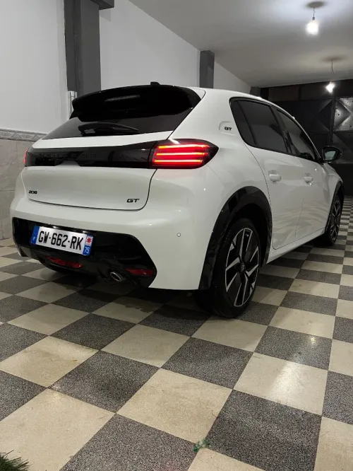 Peugeot 208 2024 GT