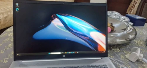 HP laptop 17 