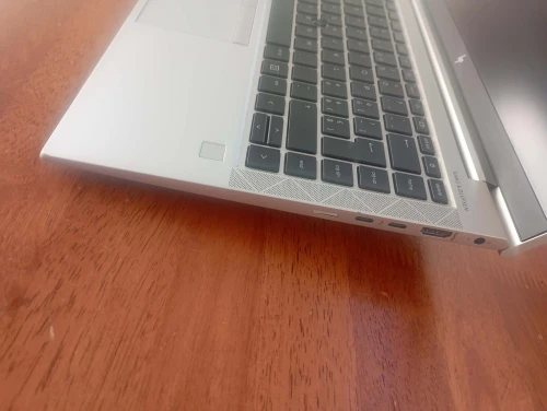 HP elitebook 840 G7