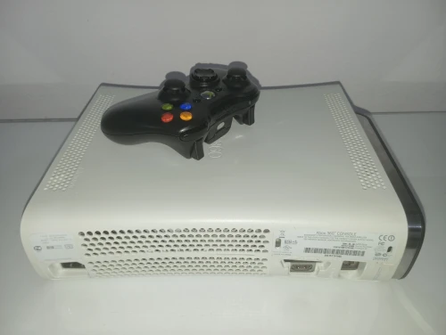 XBOX 360 FLACH/GLITCH/120GB/44JEU