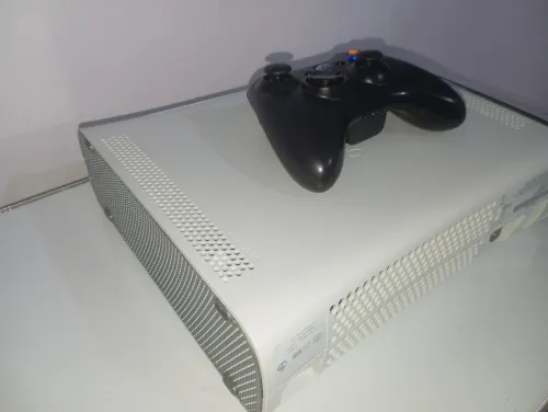 XBOX 360 FLACH/GLITCH/120GB/44JEU