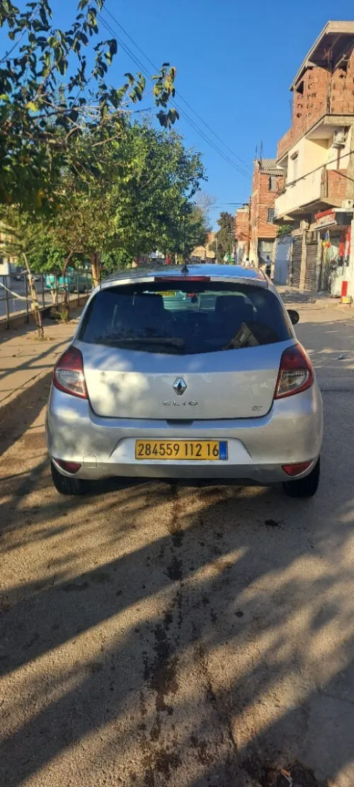 Renault Clio 3 2012 Night and Day