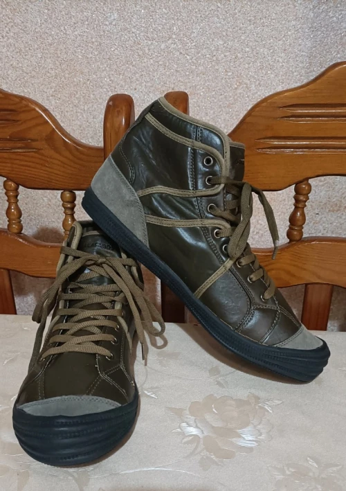 Chaussures style converses montantes de marque "Galapagos" / Pointure 45